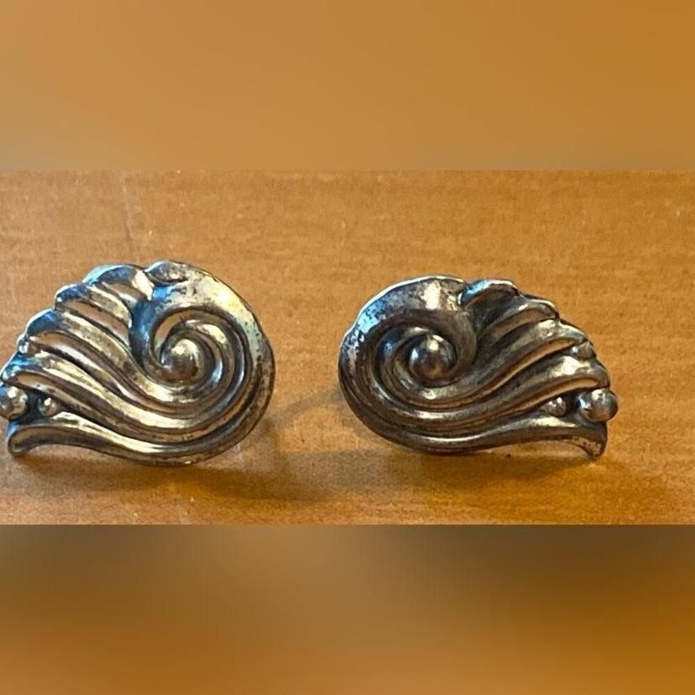 Vintage Danecraft Sterling Silver Swirl Earrings Screw Back Asymmetrical Jewelry